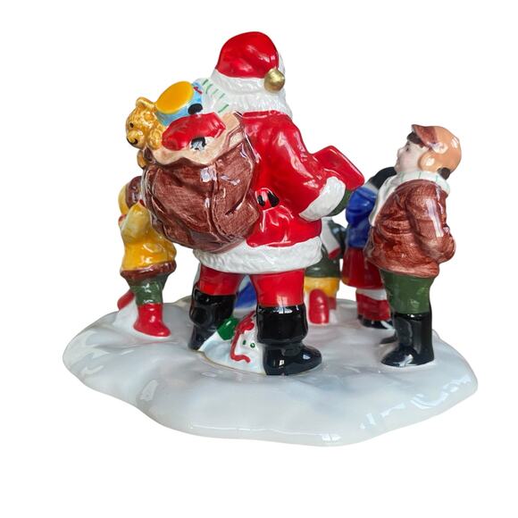 Dept 56 "Santa Comes to Town 1995” Original Snow Village Collection Christmas - Picture 5 of 15